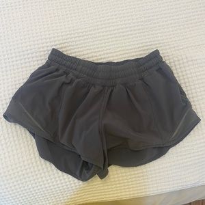 Grey size 6 2.5” lululemon hotty hot shorts